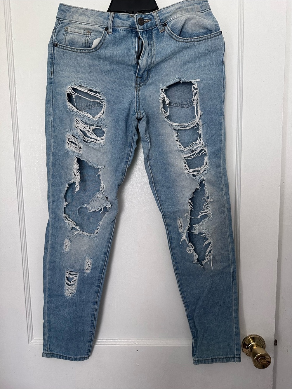 Forever 21 Light Blue Distressed Skinny Jeans